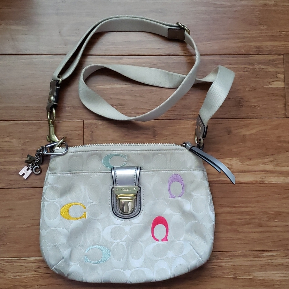 Tan Coach Crossbody Bag w Charm